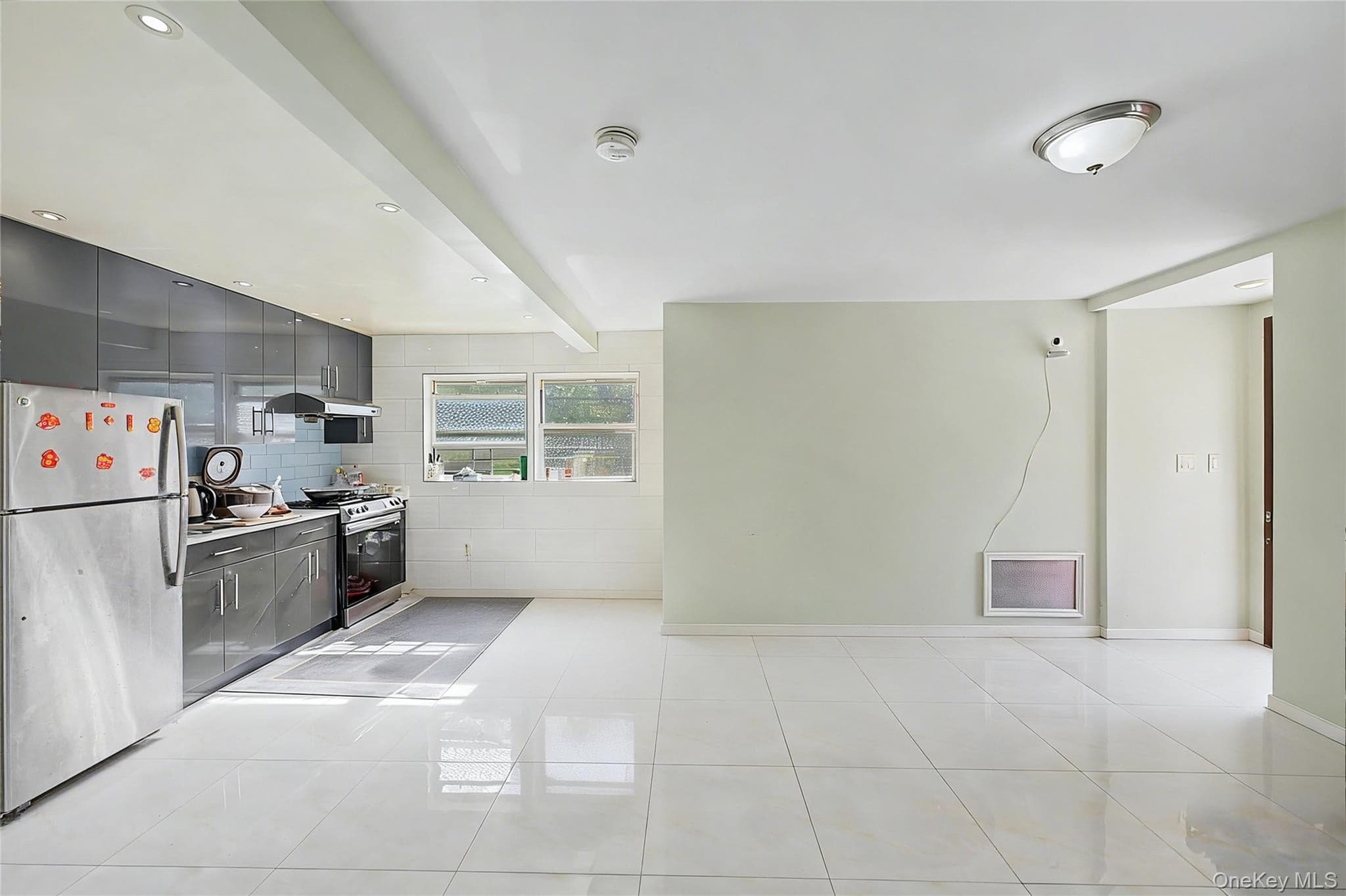 14004 Quince Avenue thumbnail 4