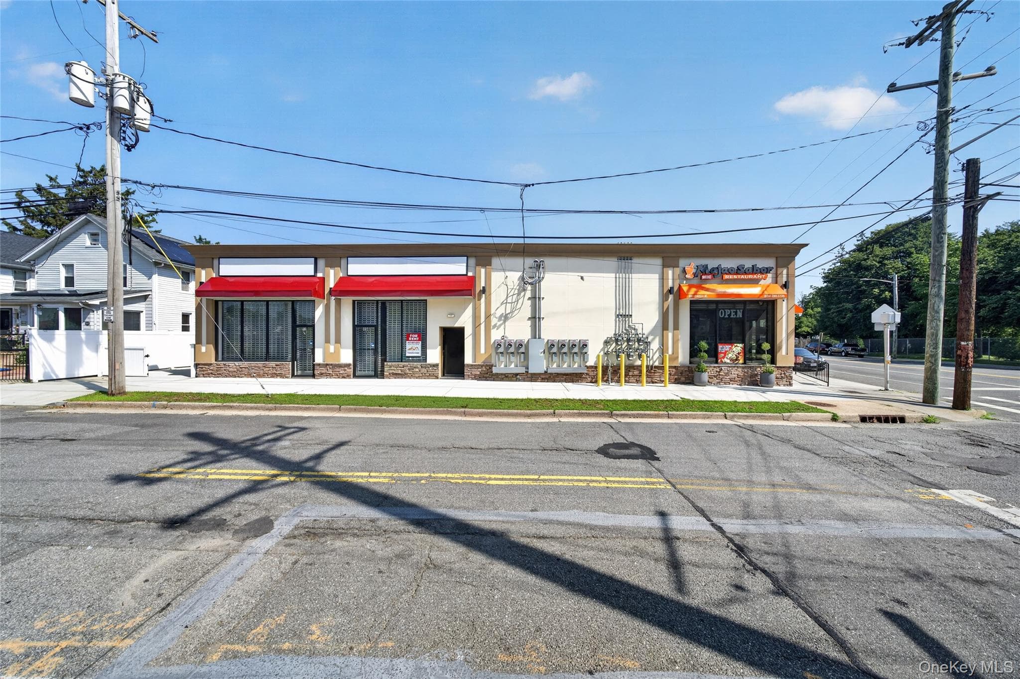 281 Clinton Street thumbnail 4