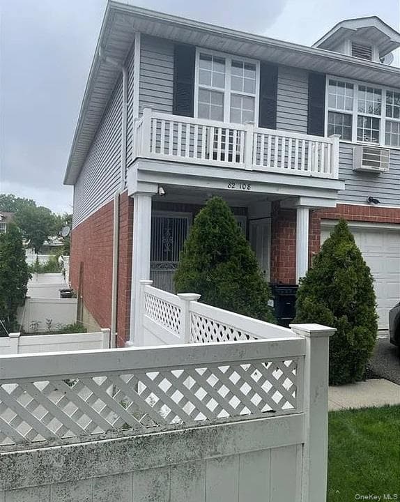 82-108 Country Pointe Circle, Queens Village
