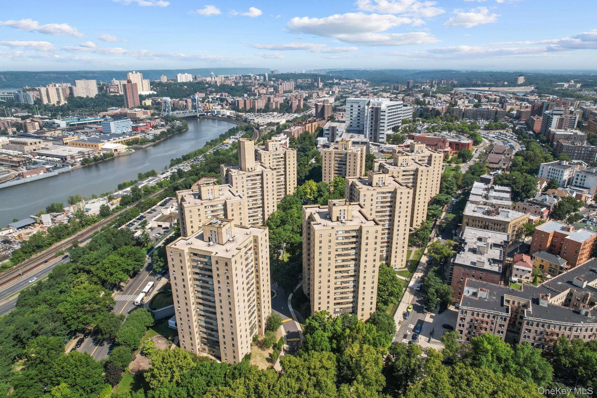 4 Fordham Hill Oval Unit: 9E thumbnail 15