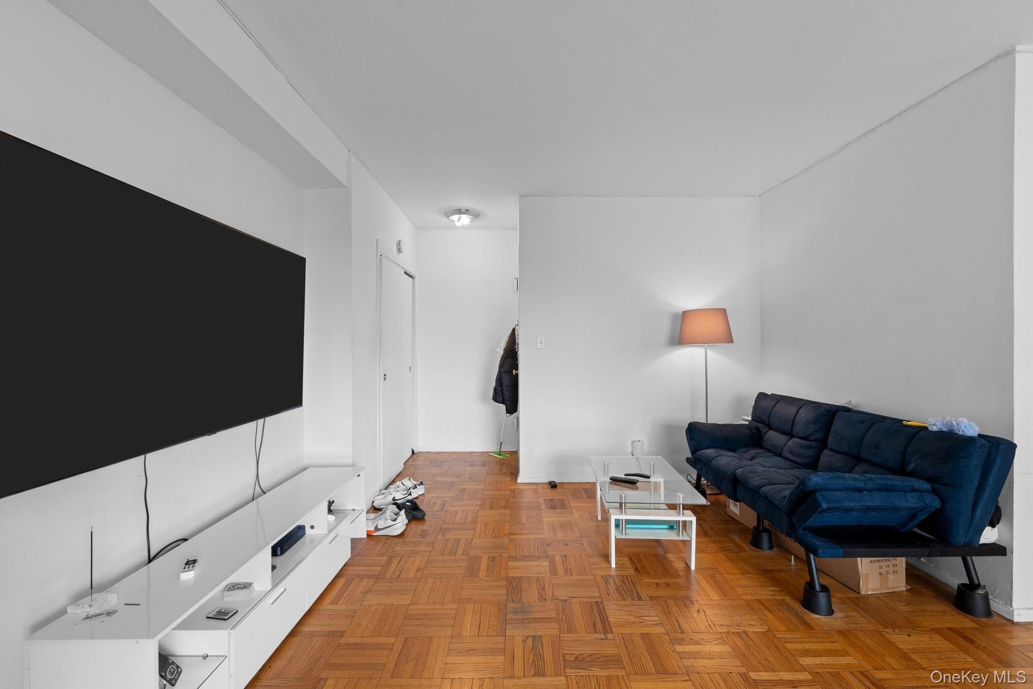 4 Fordham Hill Oval Unit: 9E thumbnail 5