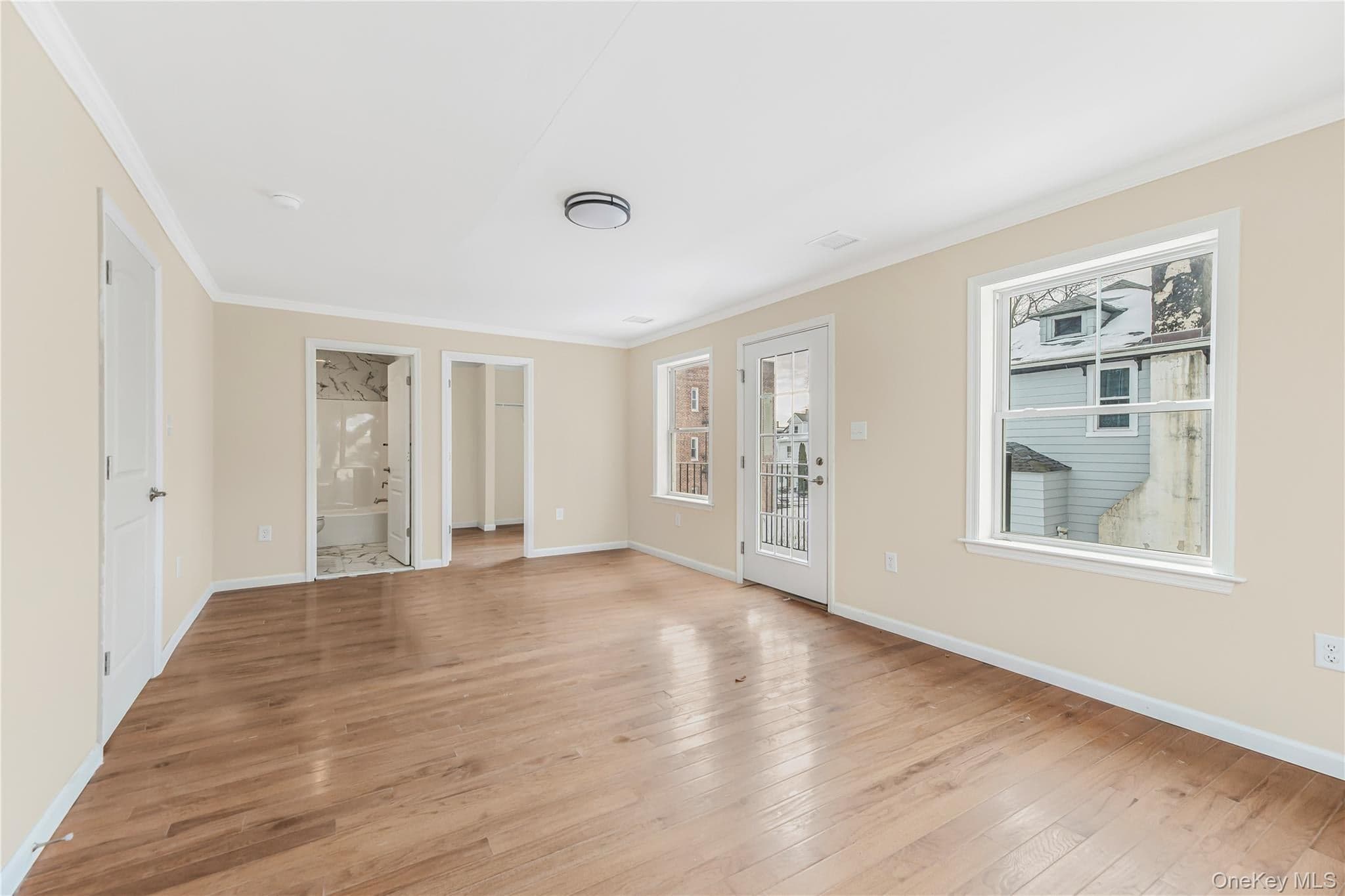 320 E 4th Street thumbnail 15