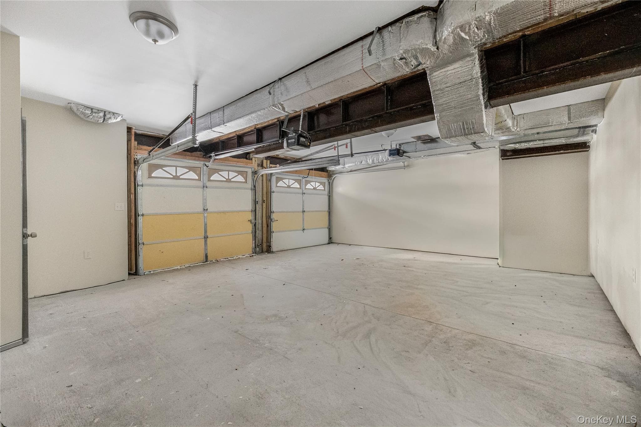 320 E 4th Street thumbnail 22