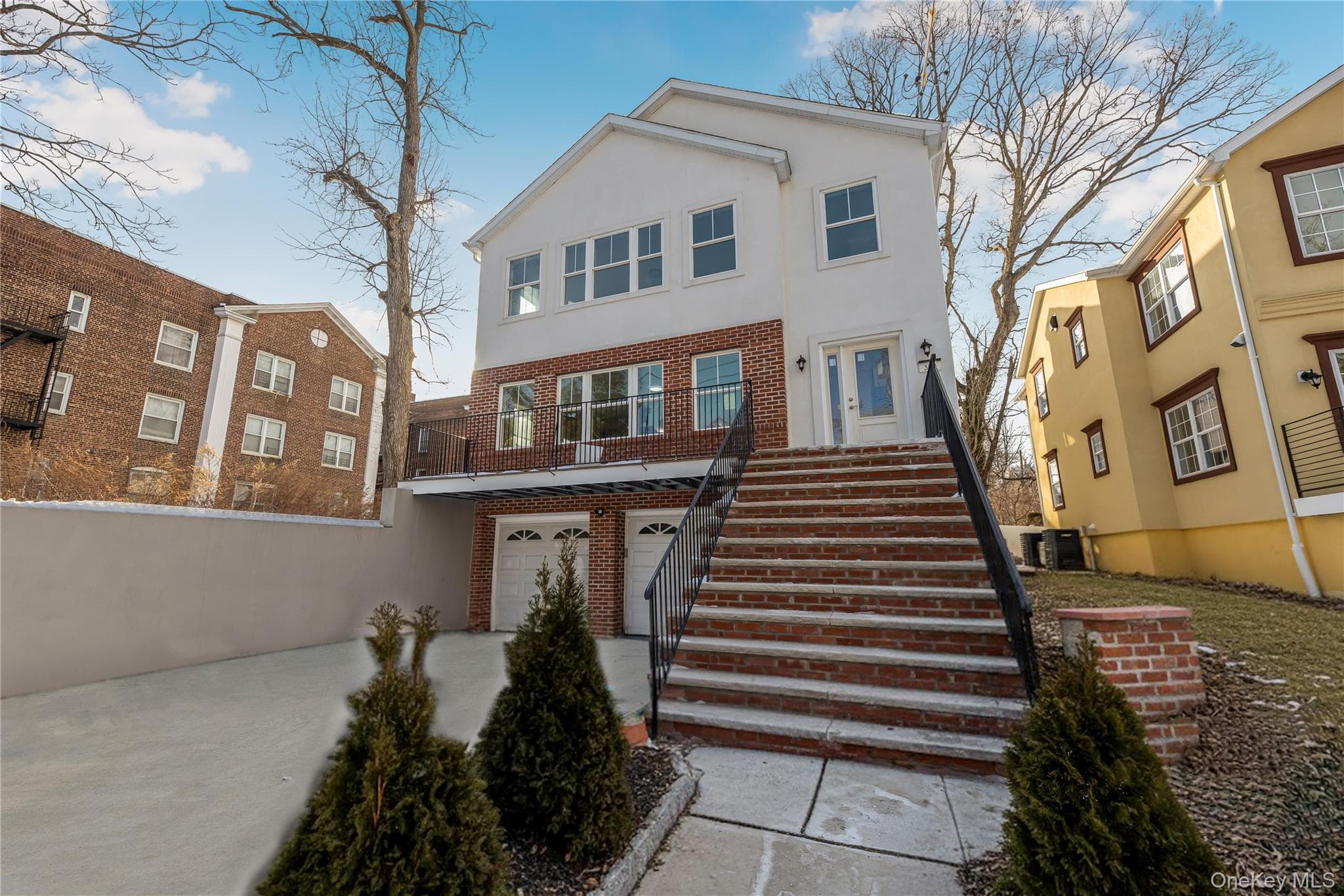 320 E 4th Street thumbnail 31