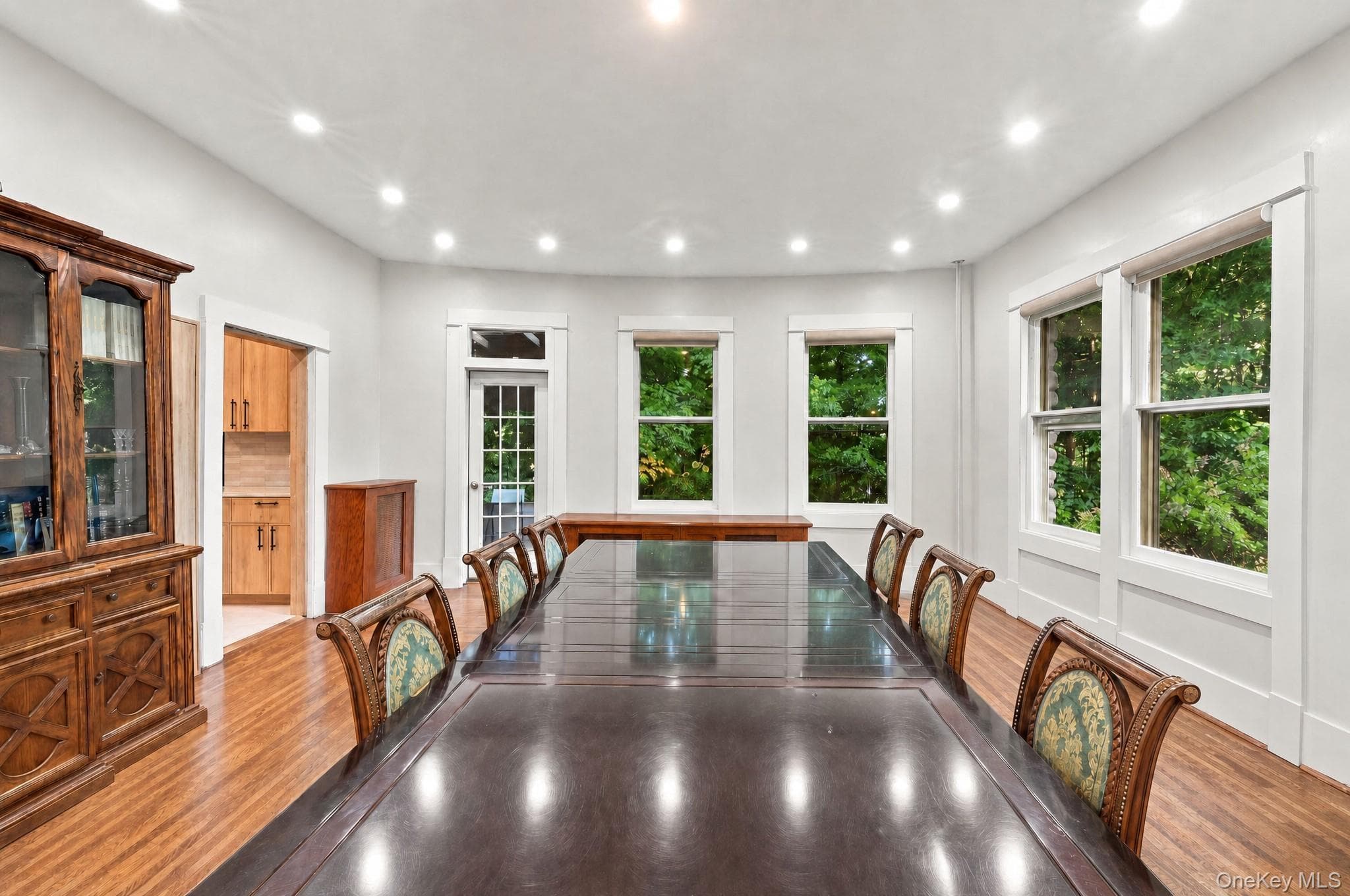 46 Grandview Avenue thumbnail 8