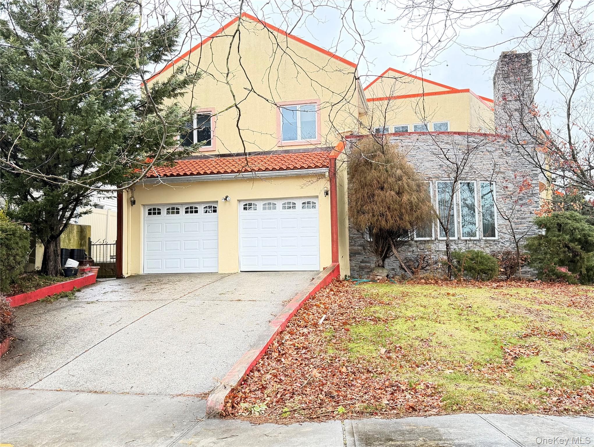 26105 Bridgewater Avenue thumbnail 2