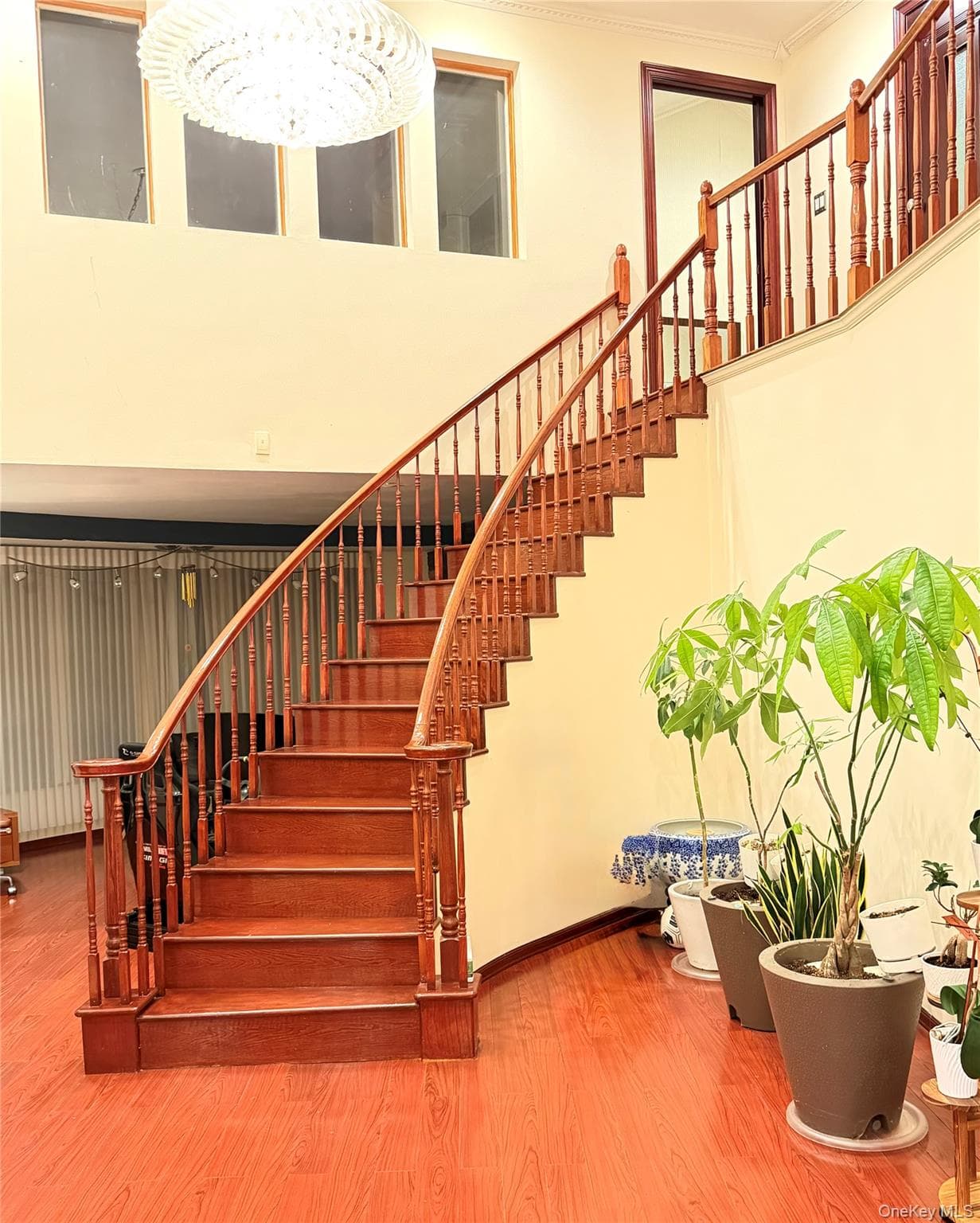 26105 Bridgewater Avenue thumbnail 4