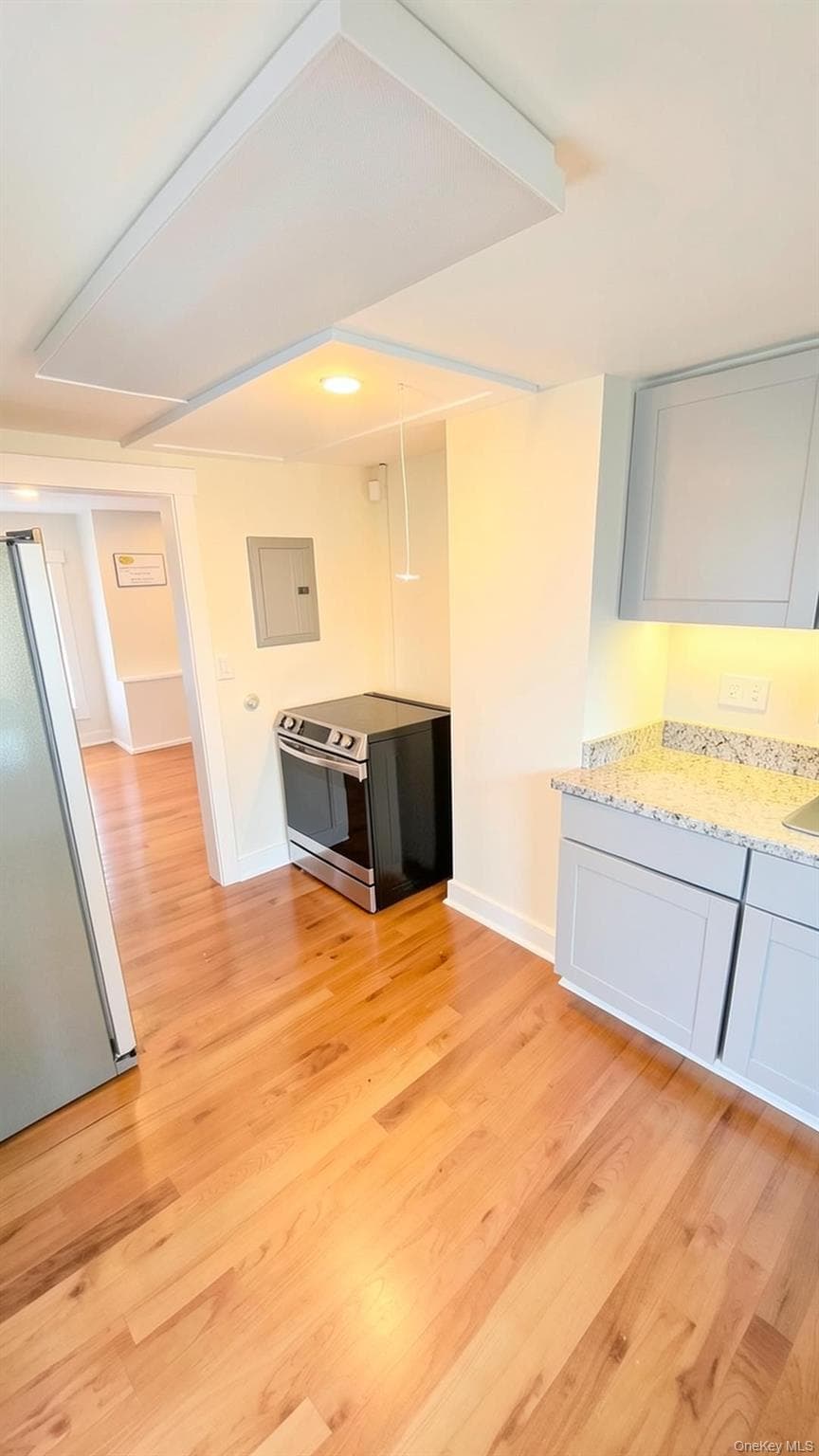 239 Lexington Avenue thumbnail 10