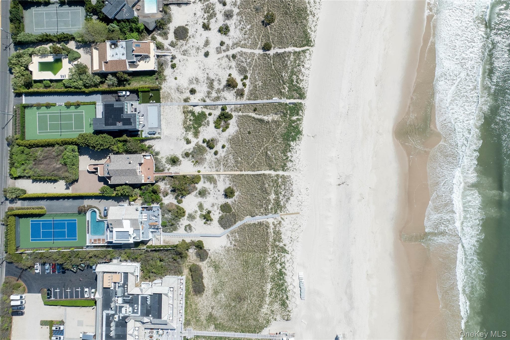 373 Dune Road thumbnail 26