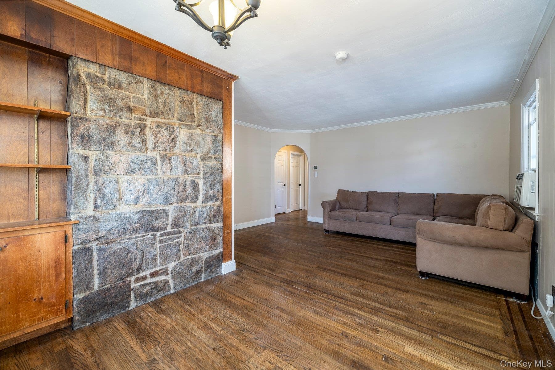 837 Edward Street thumbnail 12