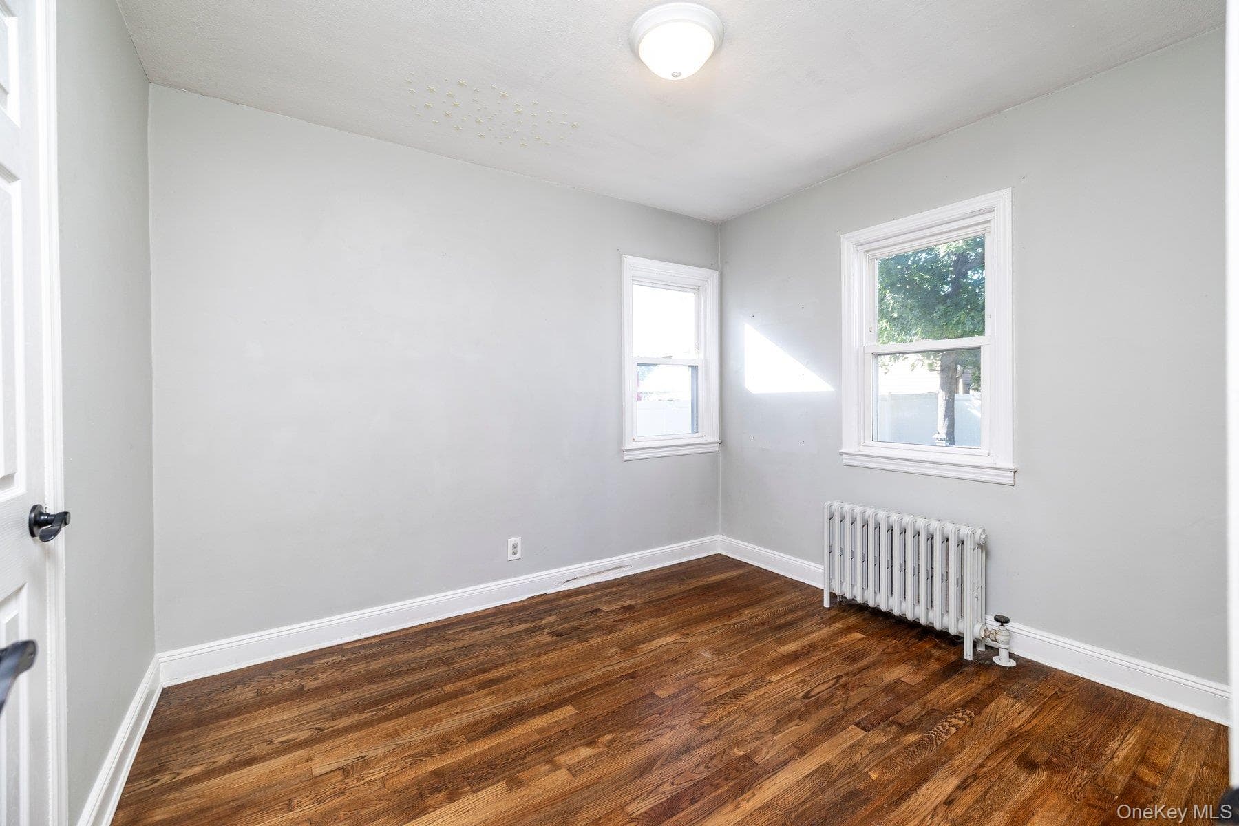 837 Edward Street thumbnail 18