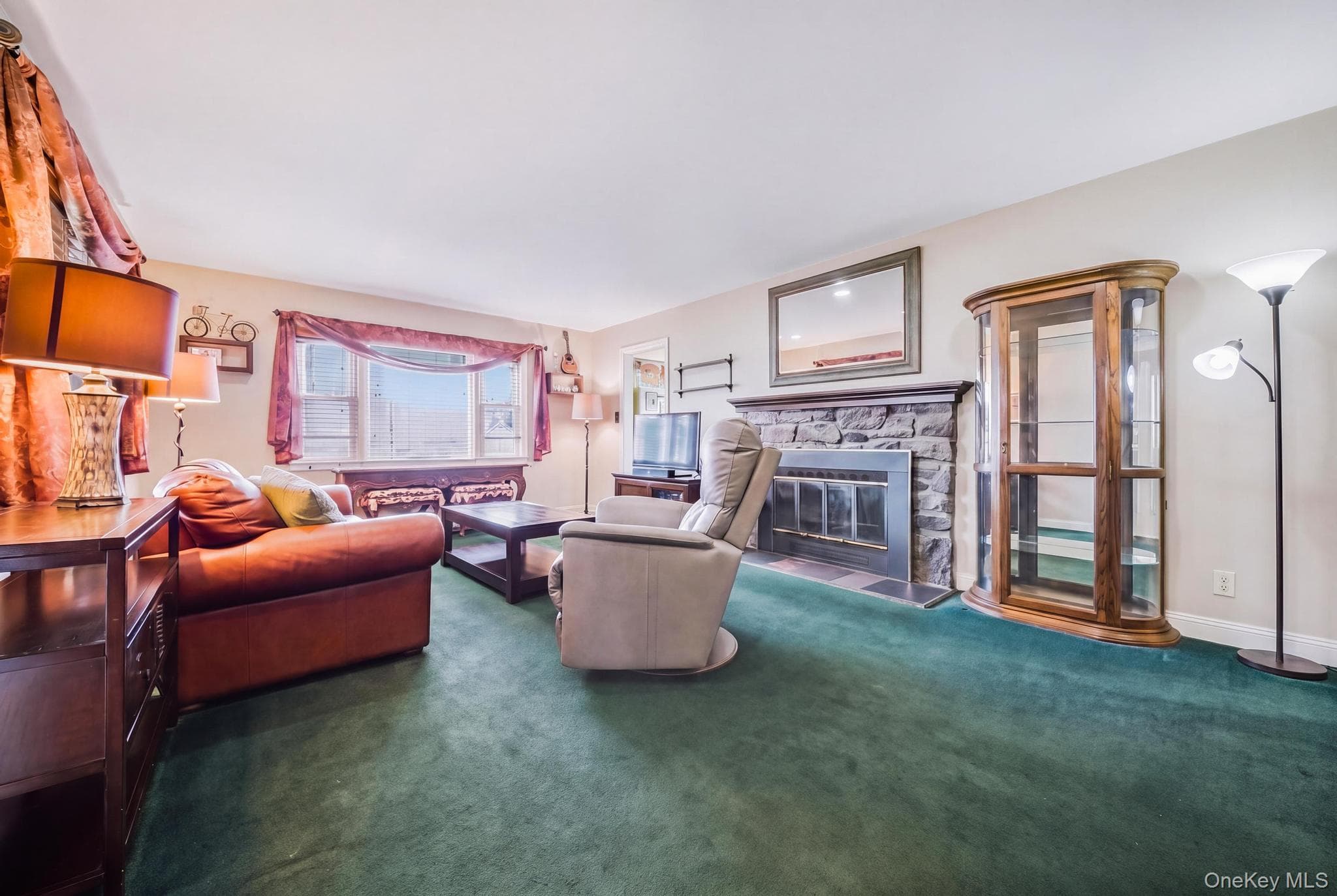 2906 Court Street thumbnail 5