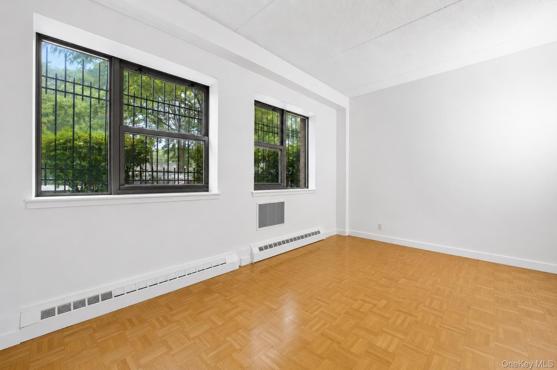 118 Schenectady Avenue Unit: 109 thumbnail 5
