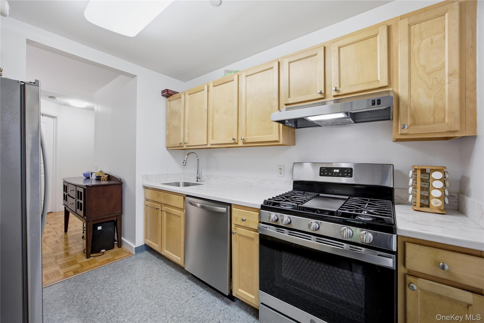 118 Schenectady Avenue Unit: 109 thumbnail 8