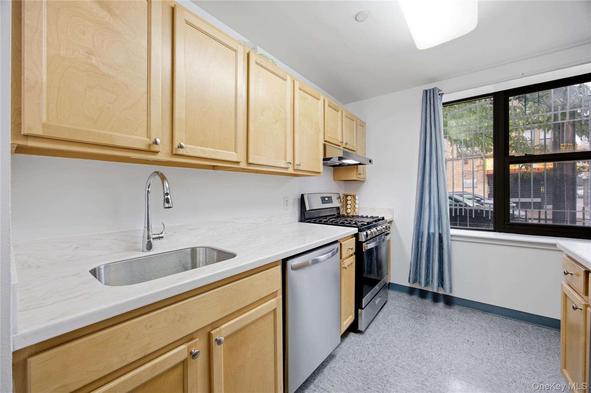 118 Schenectady Avenue Unit: 109 thumbnail 7