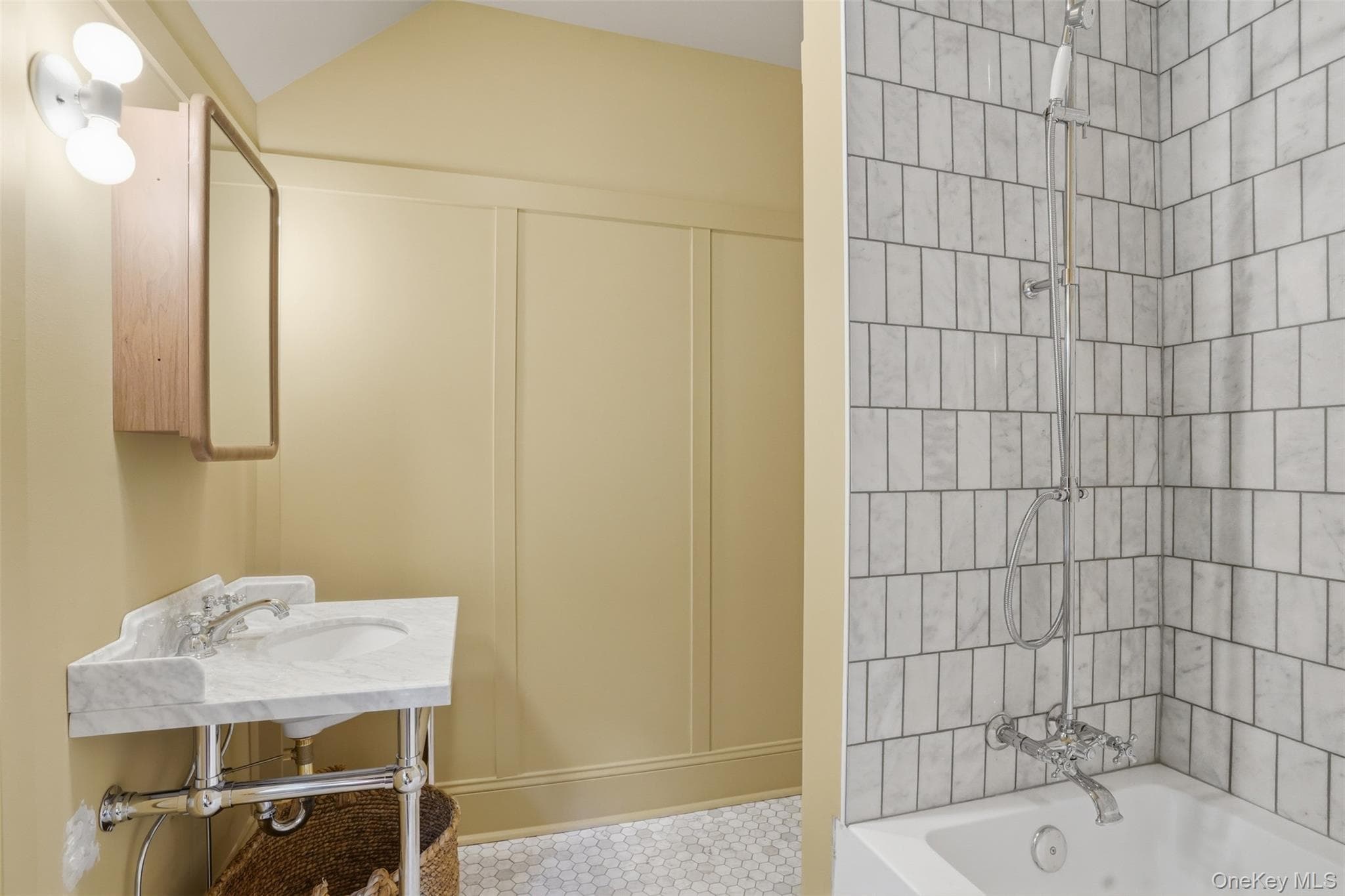 625 Delaware Avenue thumbnail 18