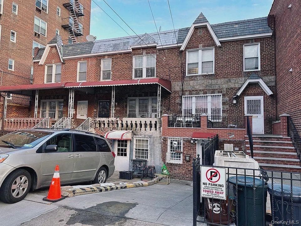 34-55 60th Street St, Woodside