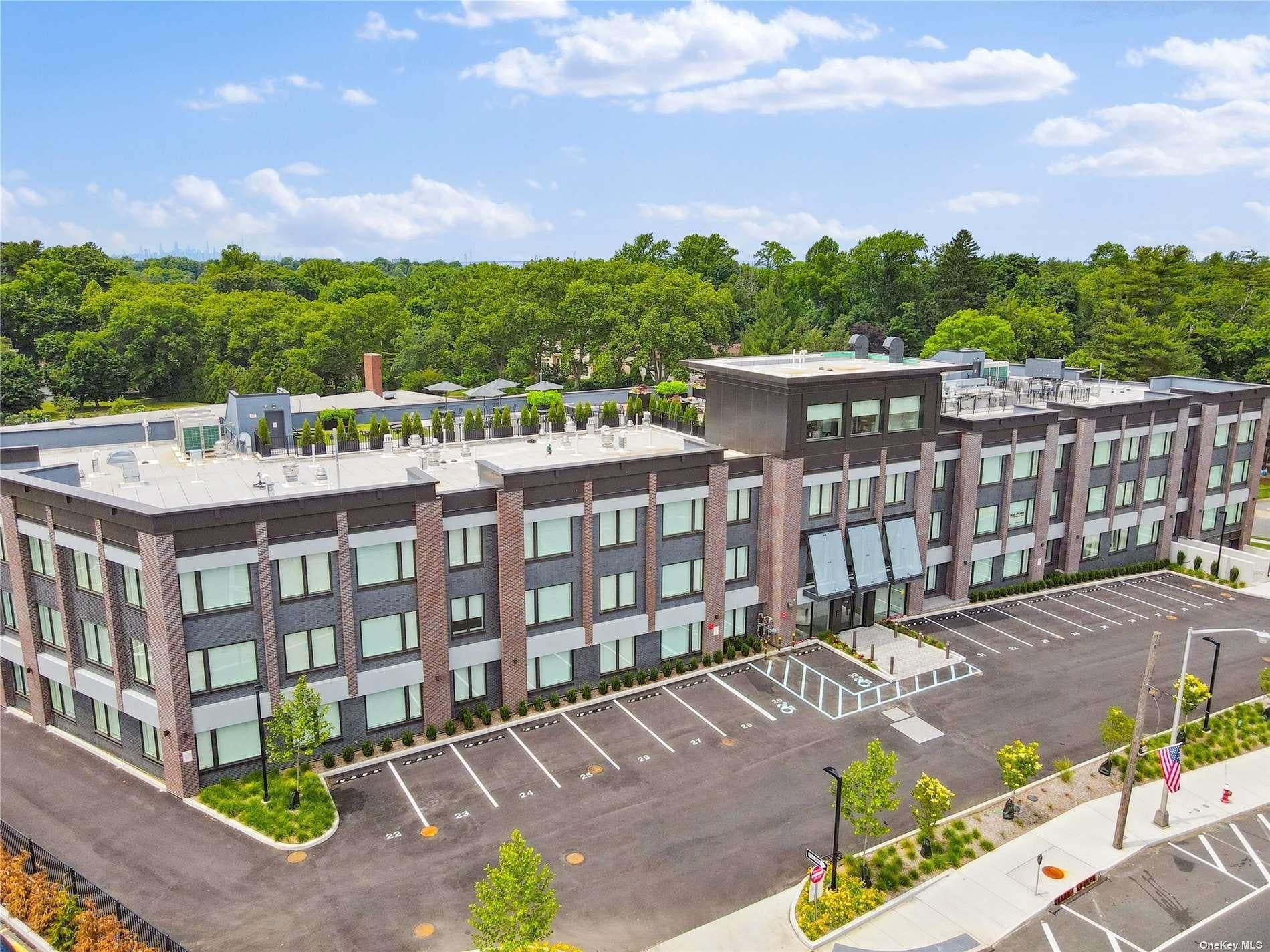 218 Middle Neck Road Unit: 110 thumbnail 2