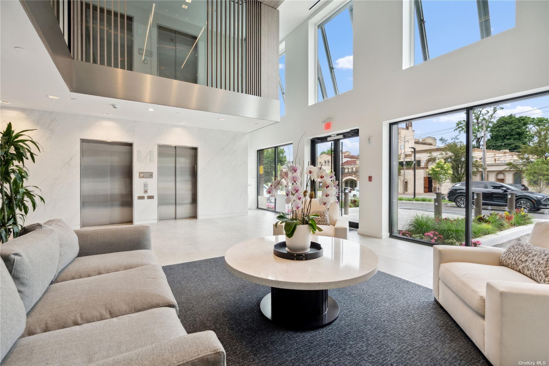 218 Middle Neck Road Unit: 110 thumbnail 6