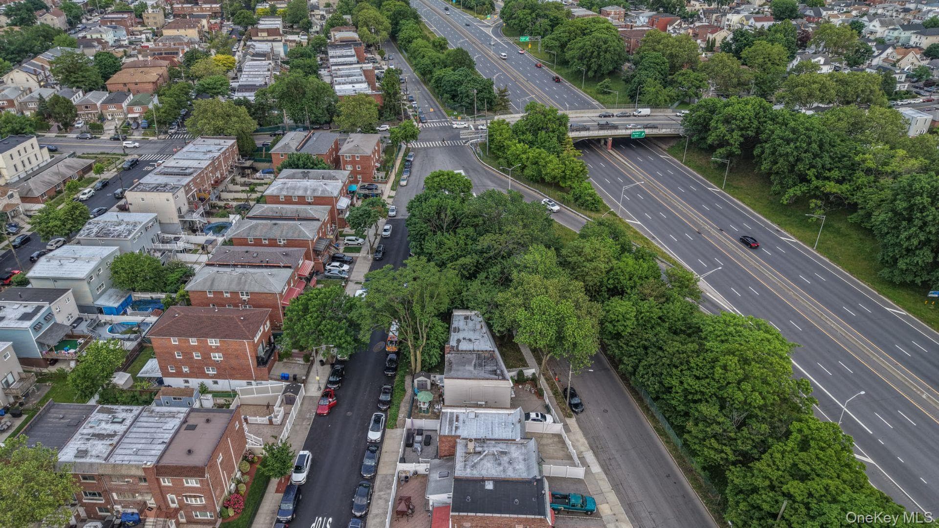 918 Throgs Neck Expwy EXPY thumbnail 25