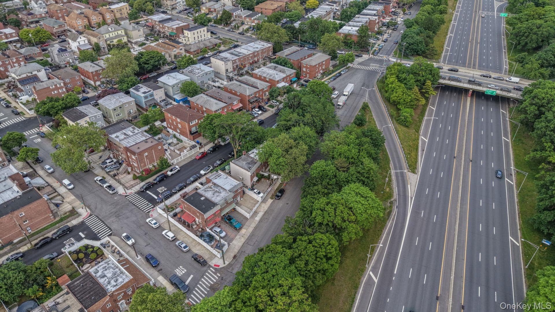 918 Throgs Neck Expwy EXPY thumbnail 24