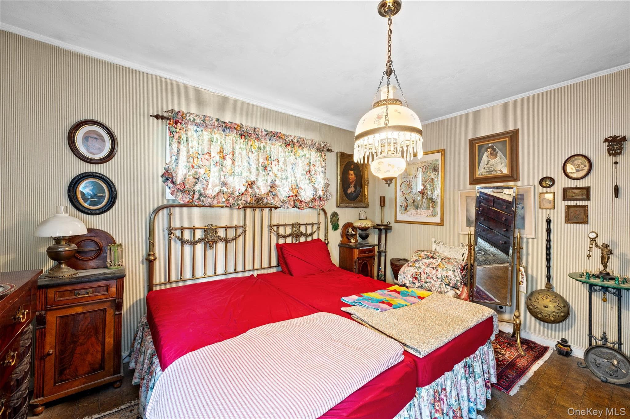 822 Peninsula Boulevard thumbnail 19