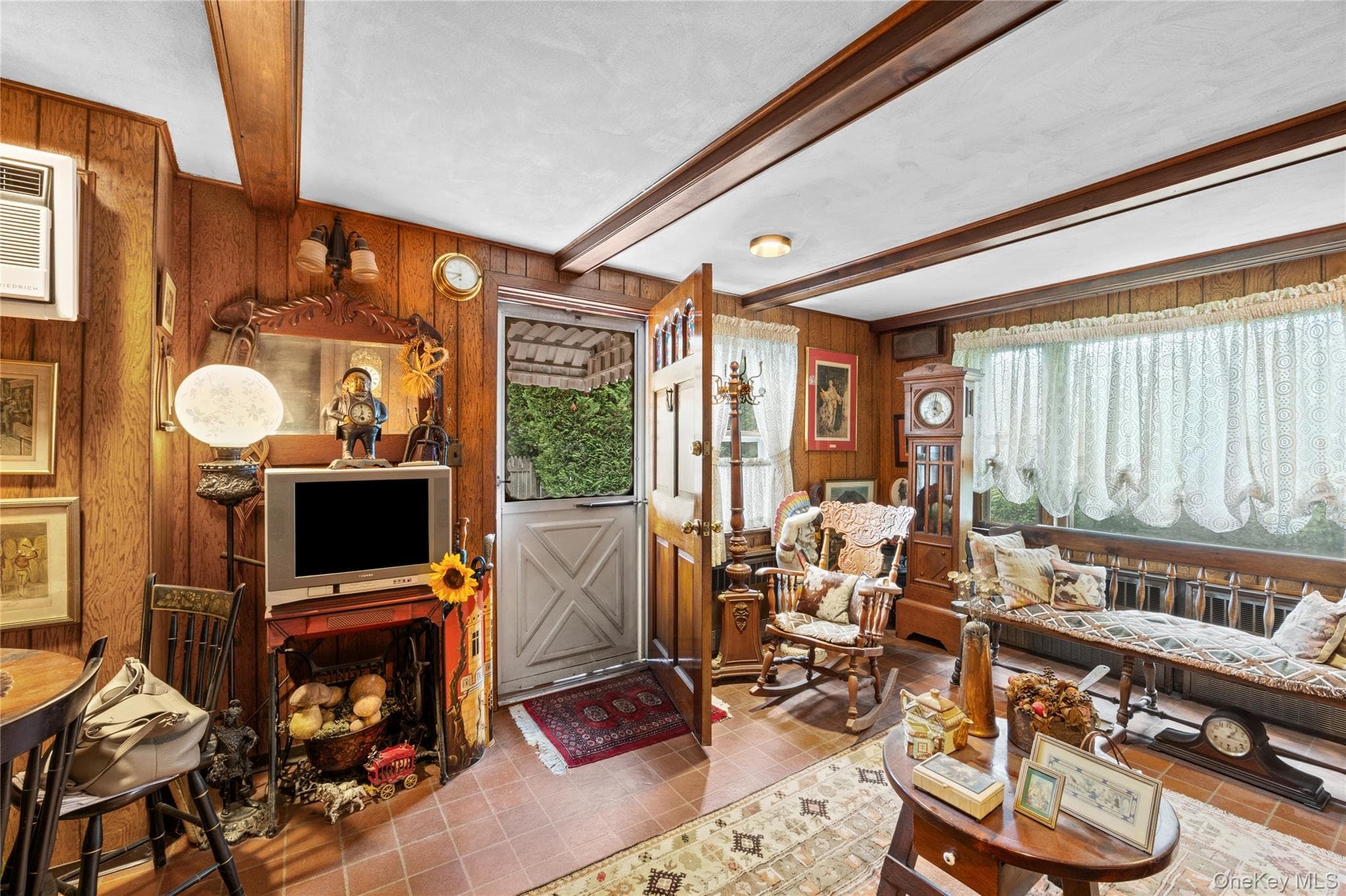 822 Peninsula Boulevard thumbnail 14