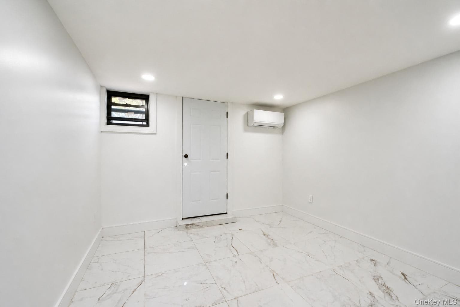 1194 Albany Avenue thumbnail 25