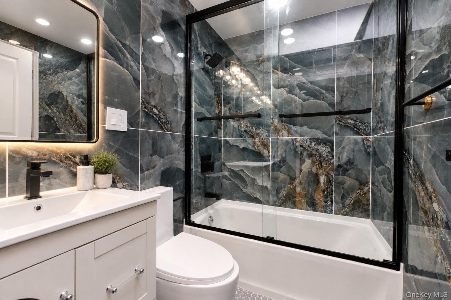 1194 Albany Avenue thumbnail 15