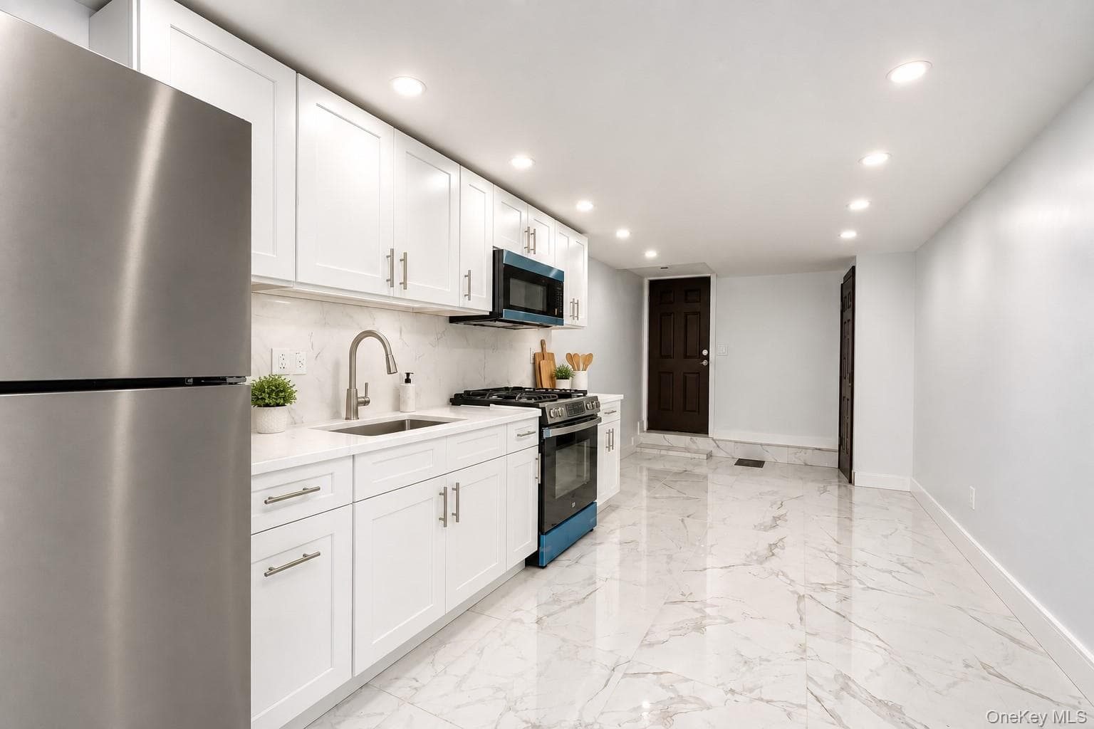 1194 Albany Avenue thumbnail 20