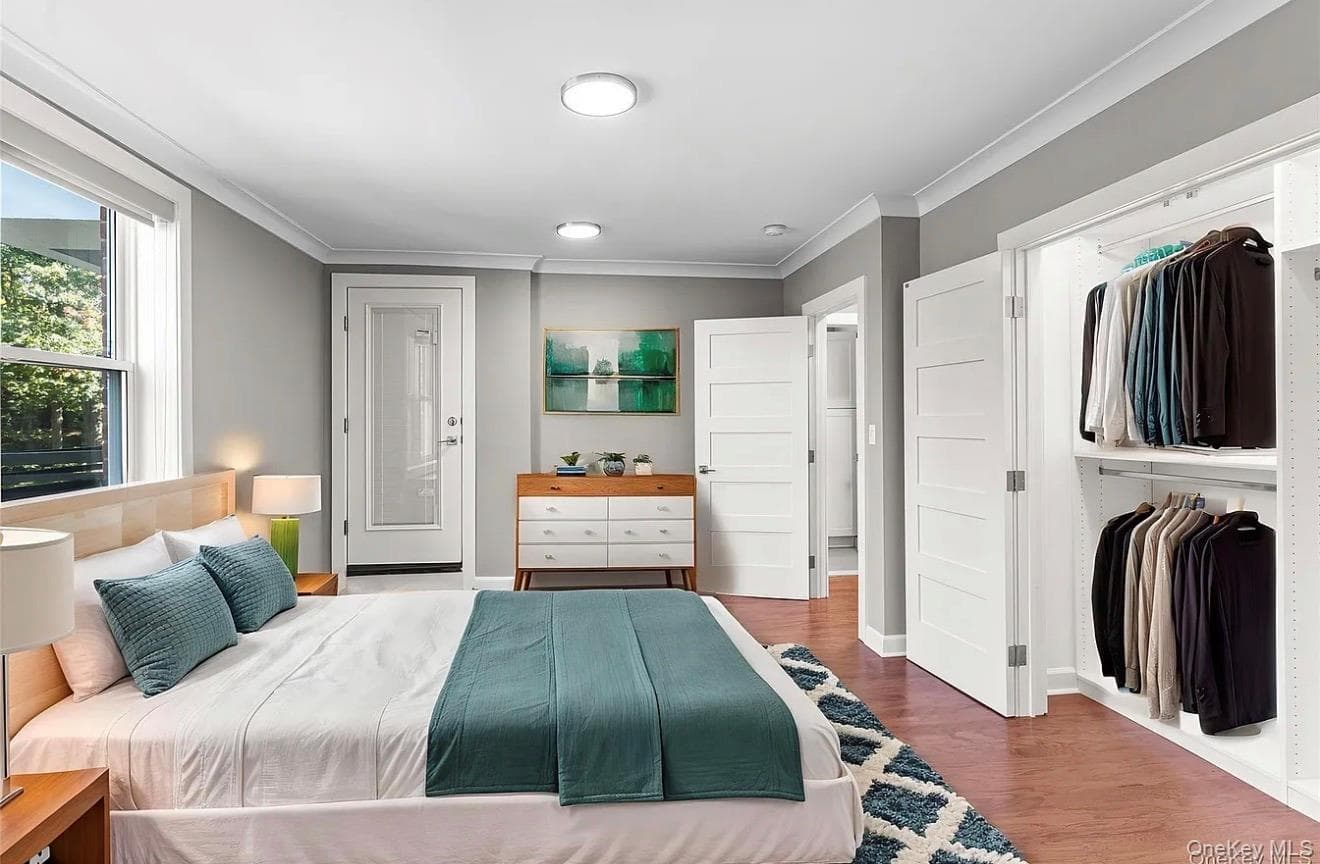 1133 Midland Avenue Unit: 2C thumbnail 8