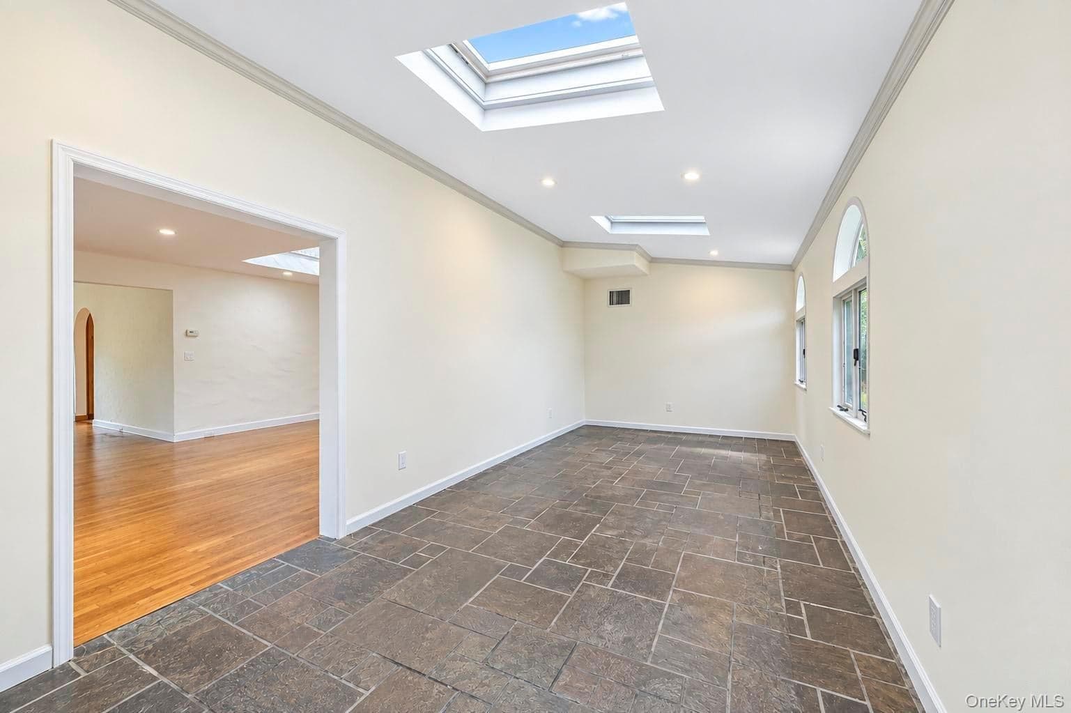 118 Baker Hill Road thumbnail 9