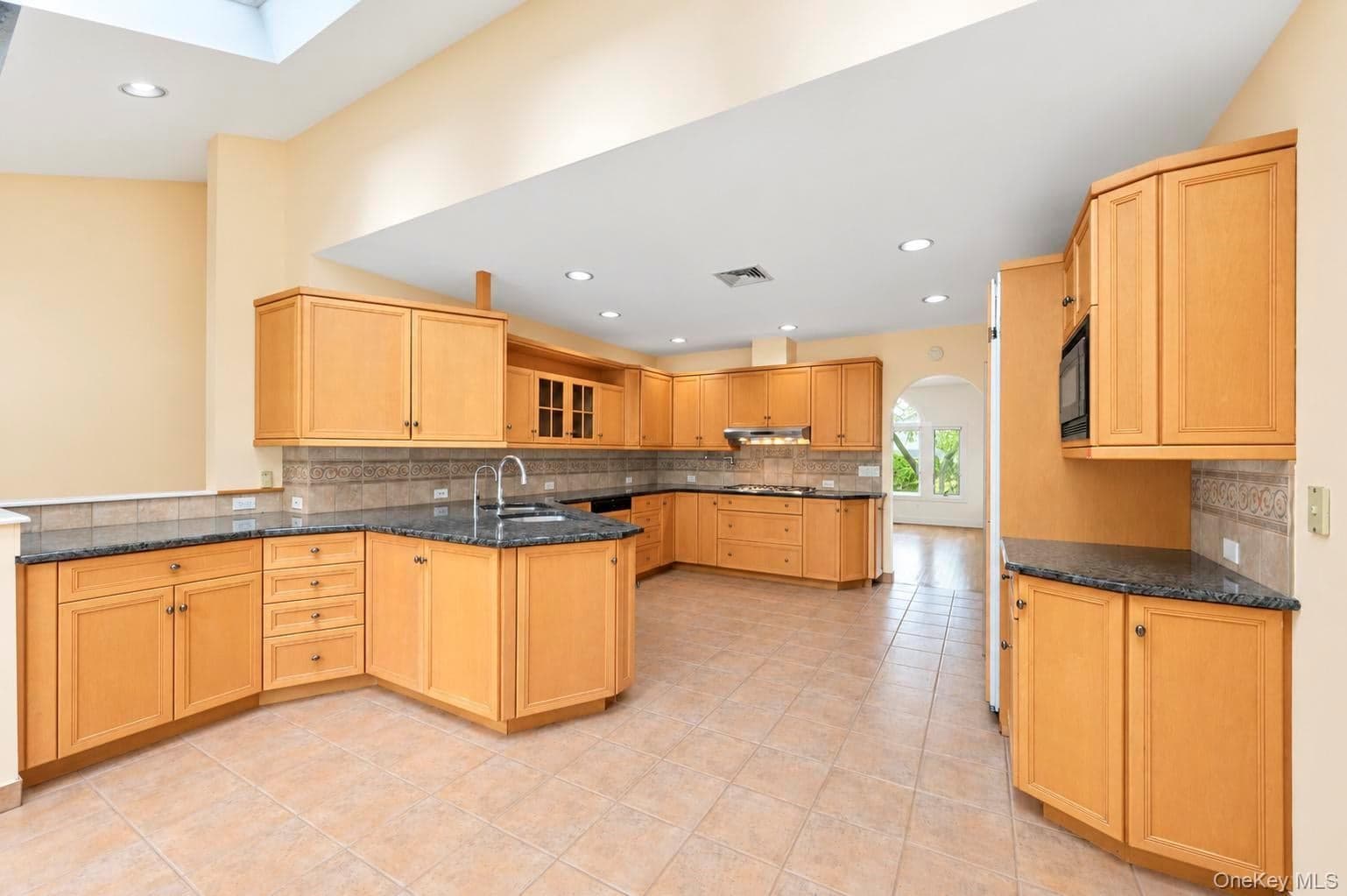 118 Baker Hill Road thumbnail 14