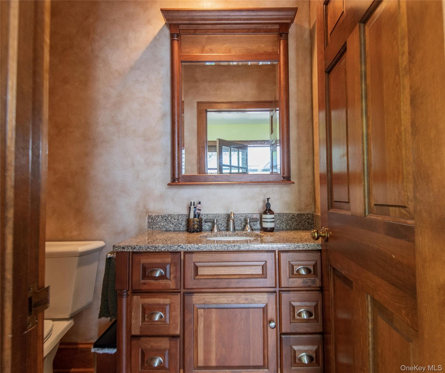 136 Rombout Road thumbnail 17
