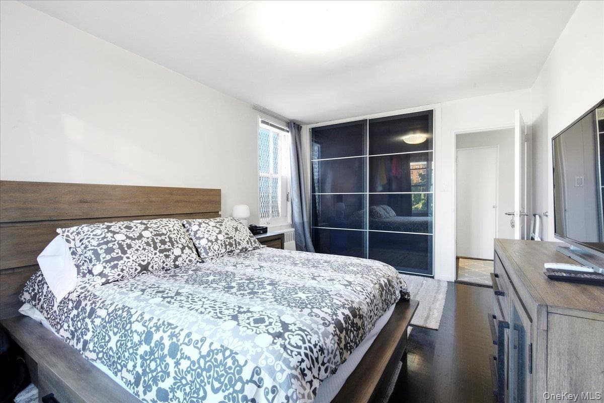 66-15 Thornton Place Unit: 4G thumbnail 21