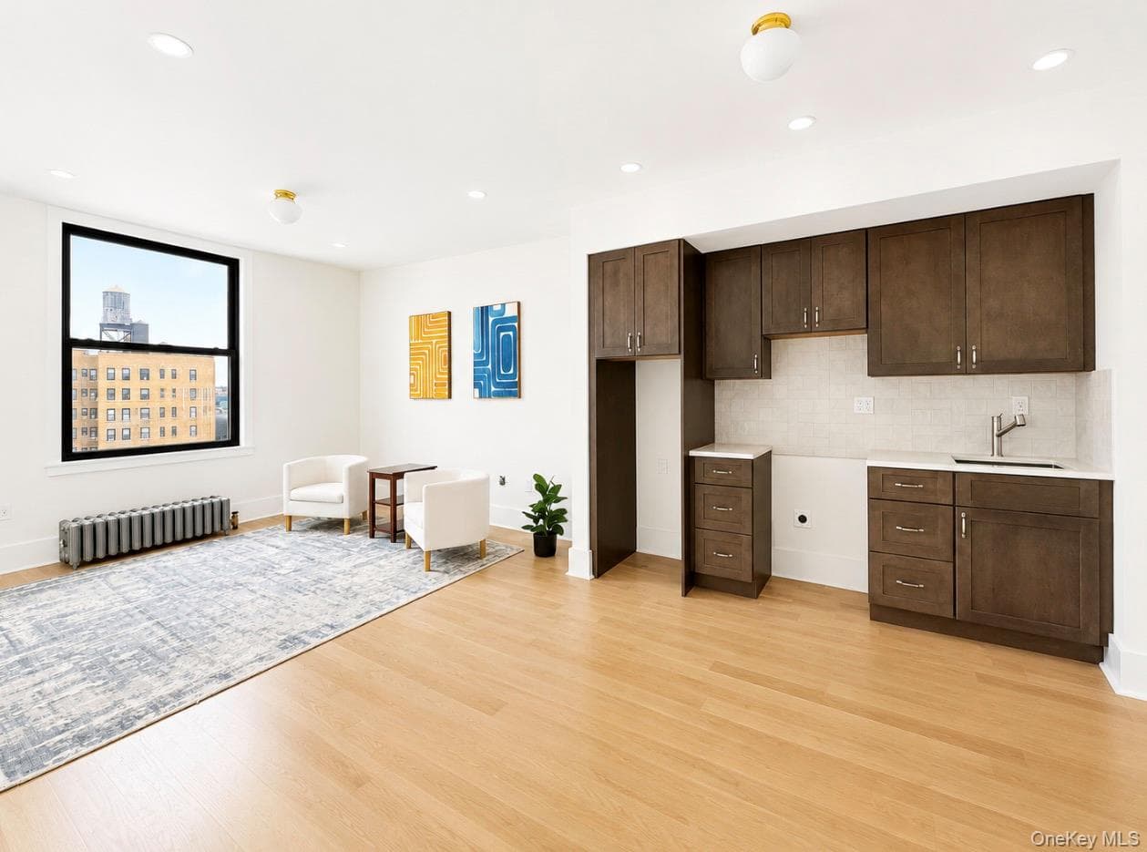 230 W 105th Street Unit: 14G thumbnail 3