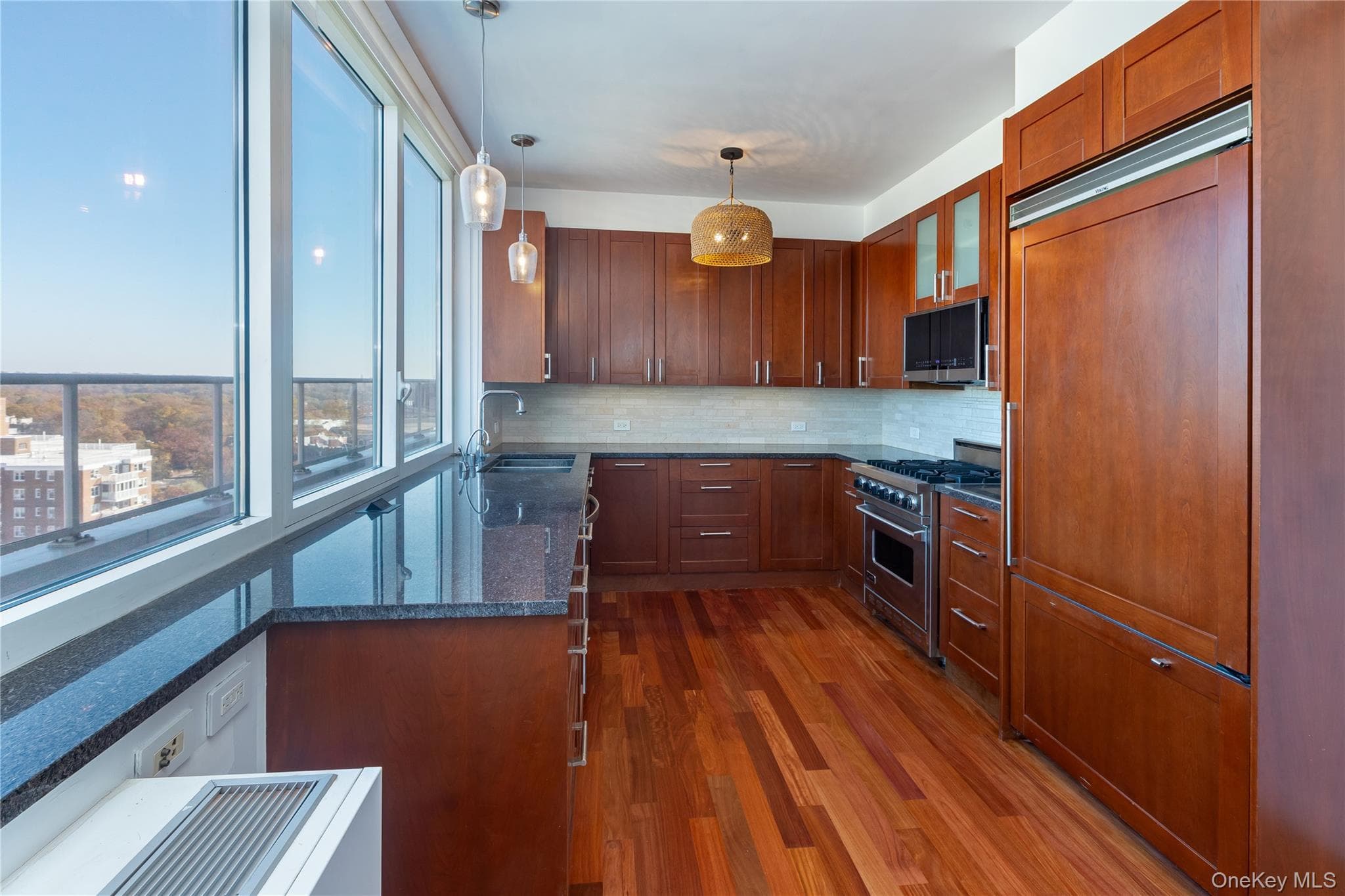 640 W 237th Street Unit: 15C thumbnail 8