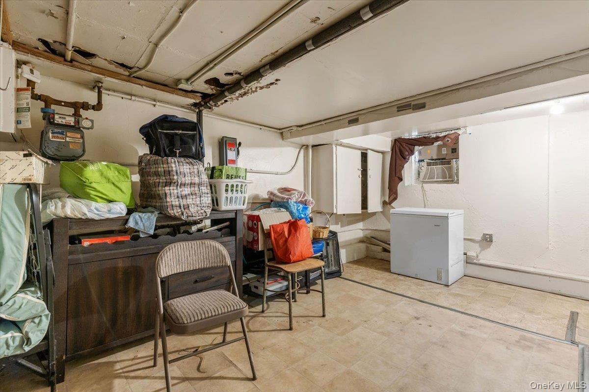 849 E 219th Street thumbnail 22