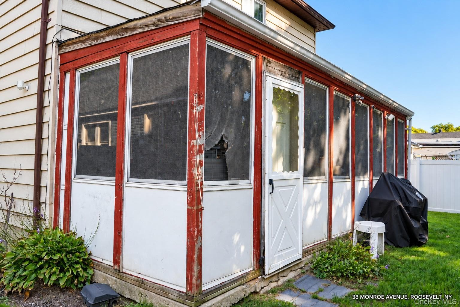 38 Monroe Avenue thumbnail 29