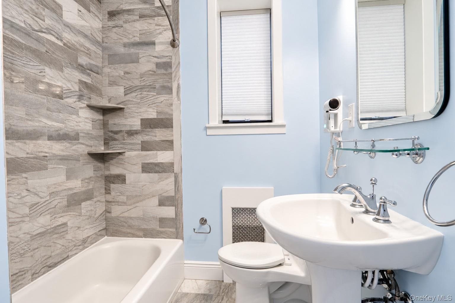 21 Barstow Road Unit: 1L thumbnail 13