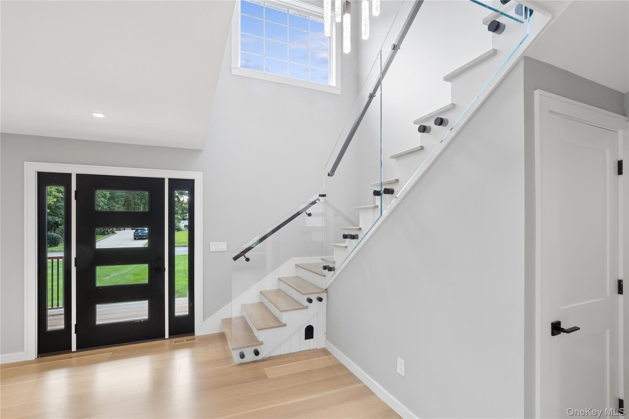 7 Sander Court thumbnail 9