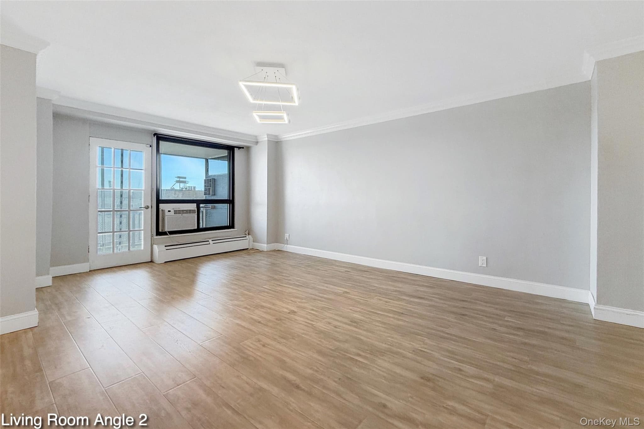 61-25 98th Street Unit: 7J thumbnail 8