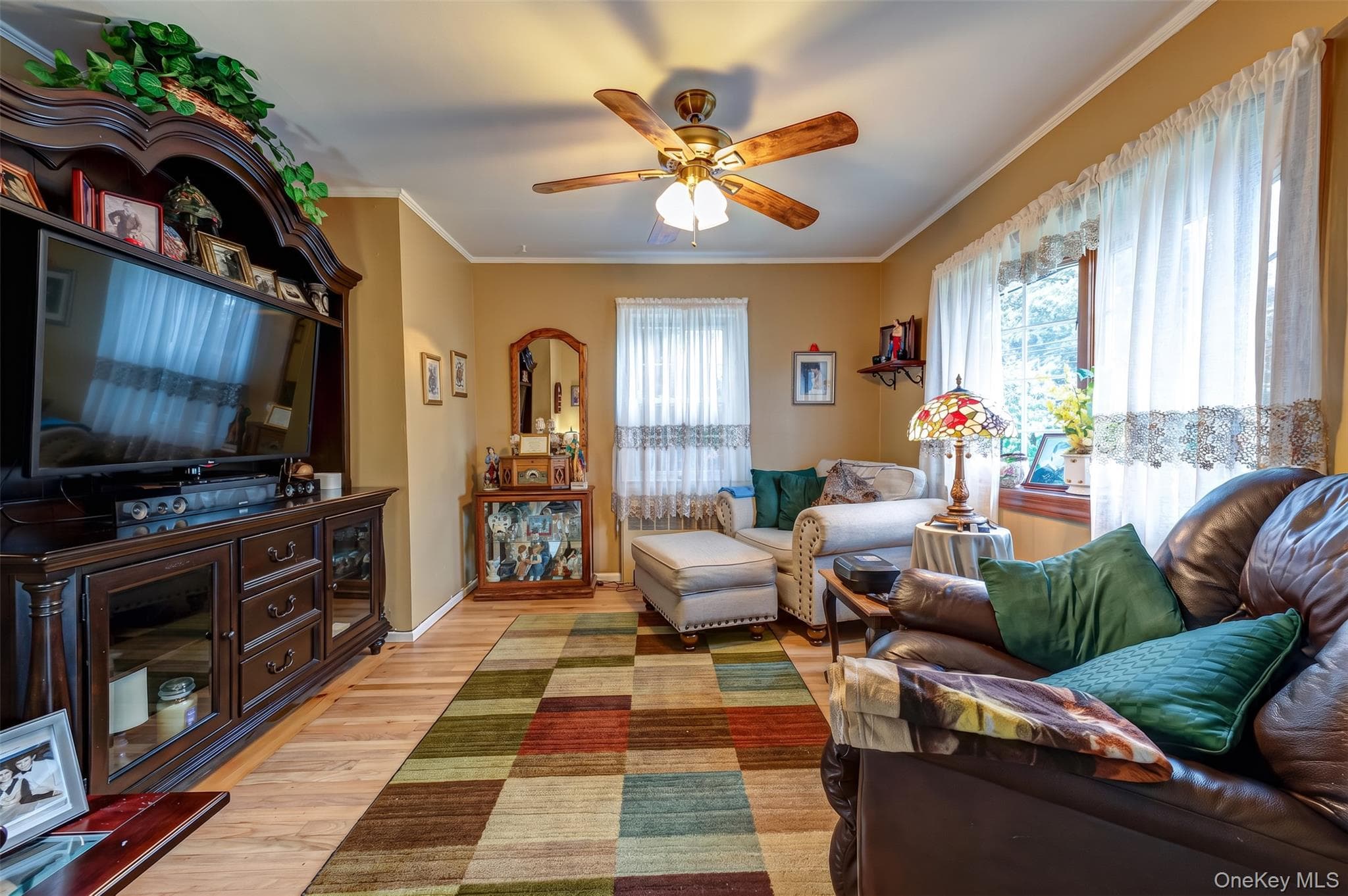 3884 Lincoln Street thumbnail 10
