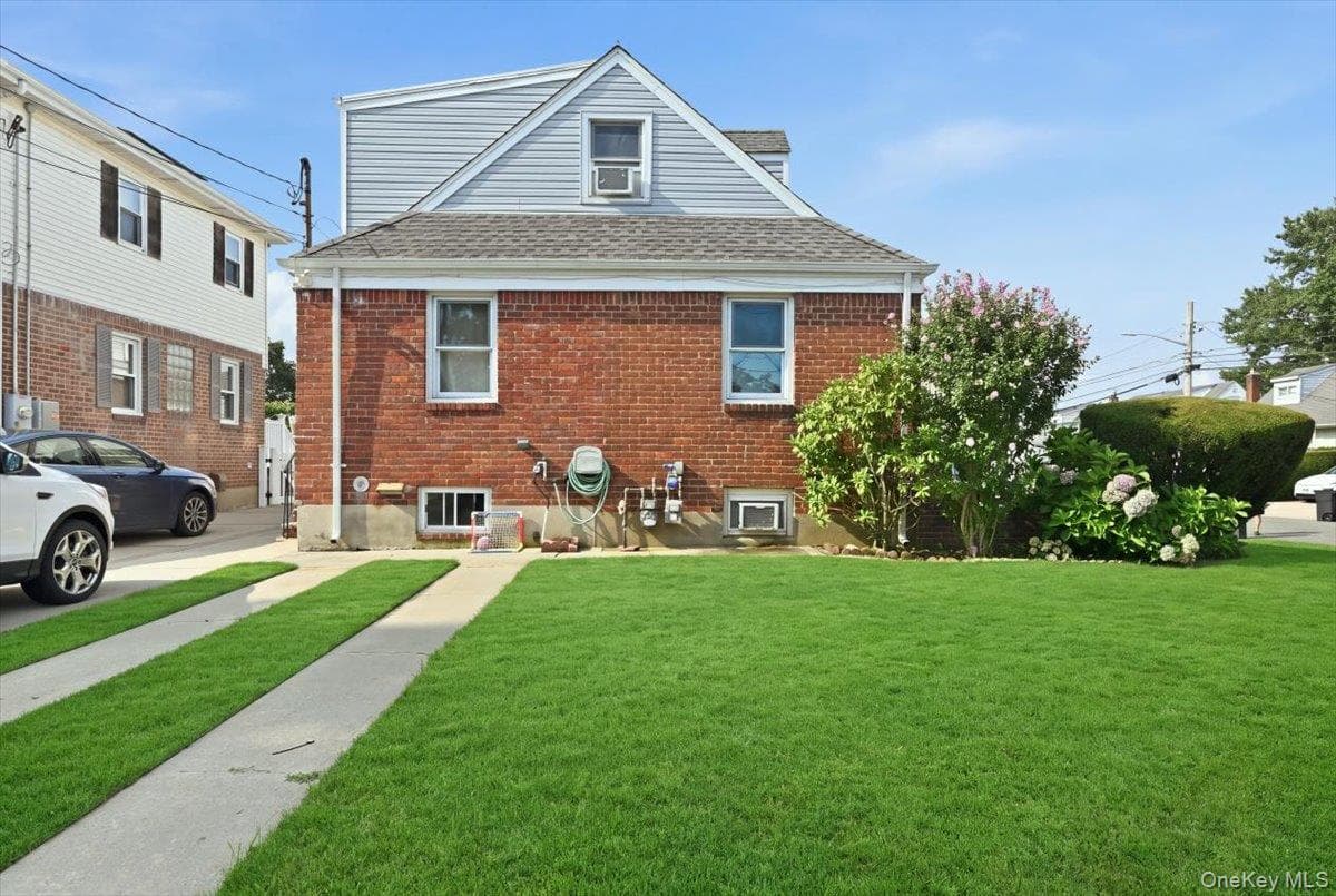 81 Franklin Street thumbnail 37
