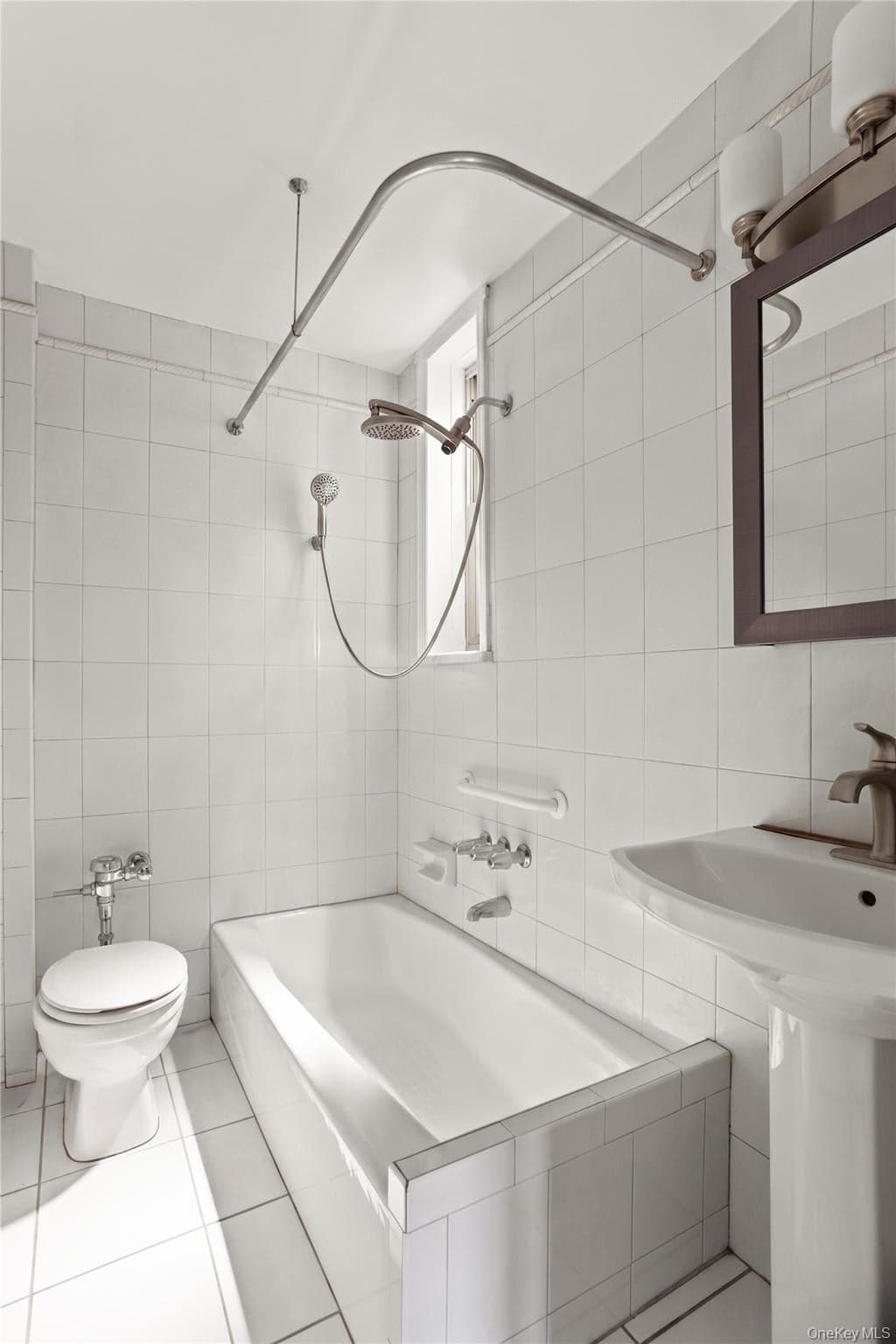 43-10 48th Avenue Unit: 5R thumbnail 4