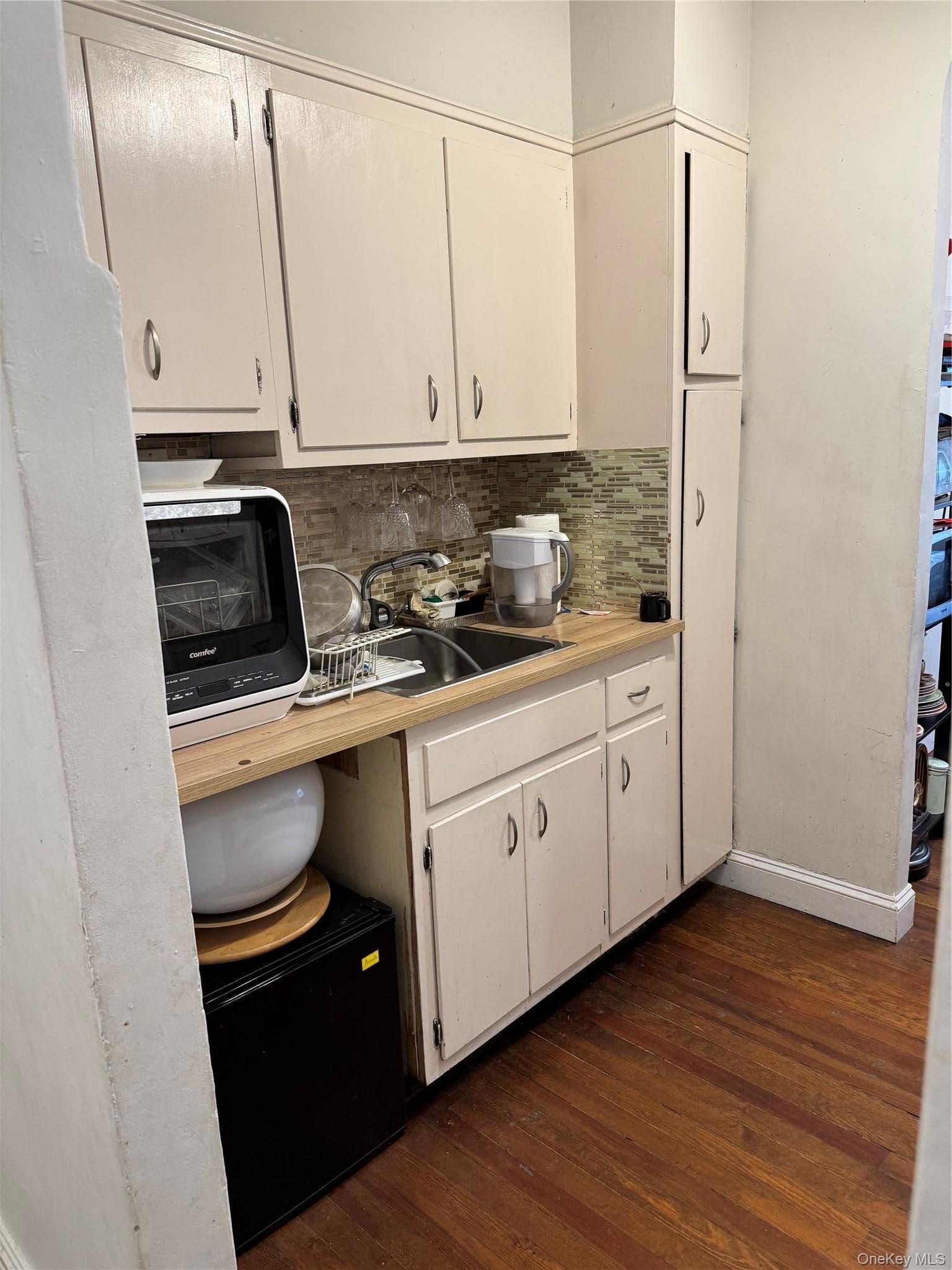 2922 Barnes Avenue Unit: 6L thumbnail 2