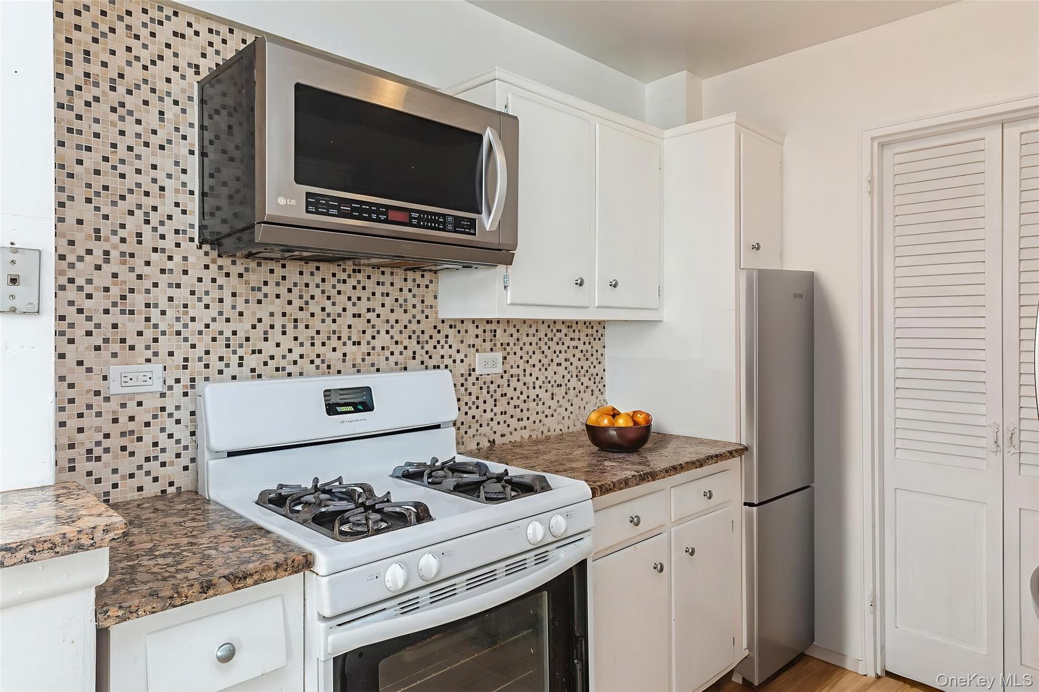 99-10 60th Avenue Unit: 1C thumbnail 4
