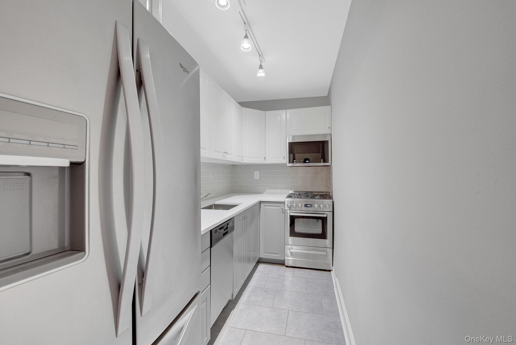 54-40 Little Neck Parkway Unit: 6M thumbnail 8