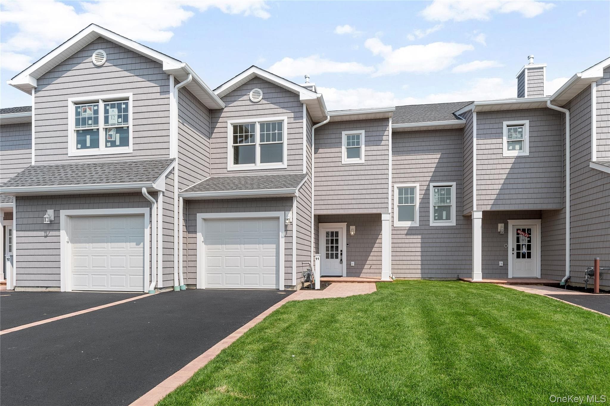 7 Ocean Watch Court, Freeport