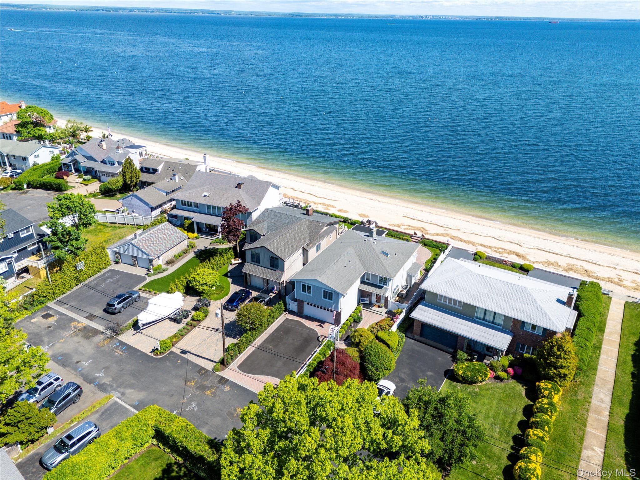 19 Oak Shore Drive thumbnail 3
